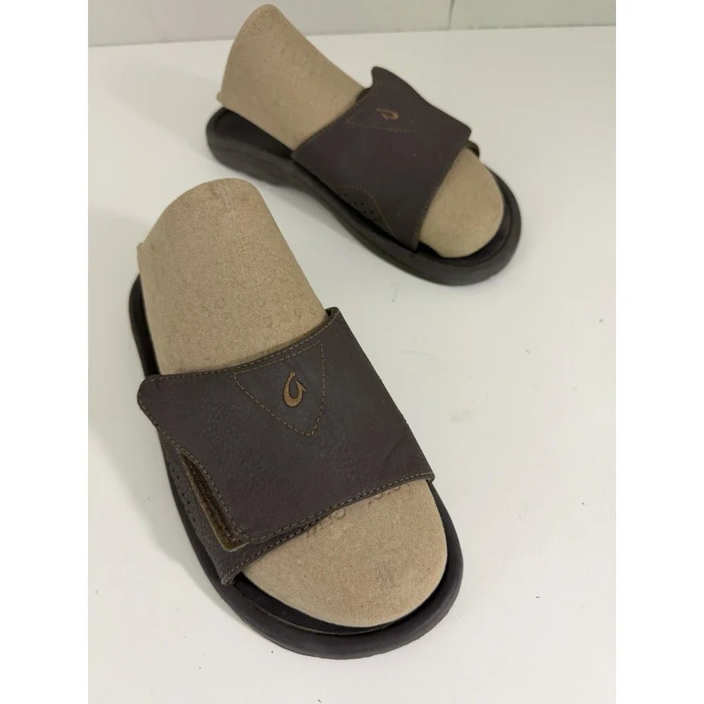 OLUKAI Dark Java Nalu Slide Sandals Mens Sz 9 EU 42 Beach Vibes  Hook & Loop